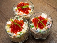 Порционный салат «Морской коктейль»