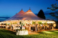 Свадьба в шатре: преимущества и недостатки