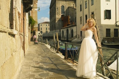 Елена Максимова восхитила итальянцев роскошным свадебным платьем