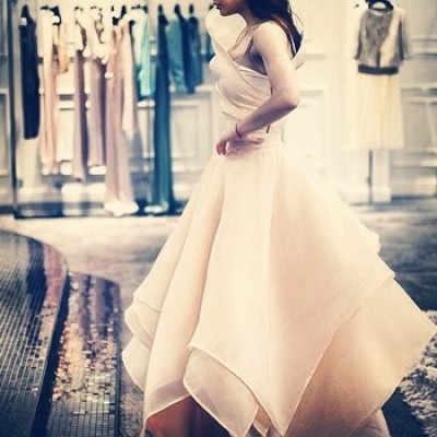 Виктория Дайнеко выбрала свадебное платье