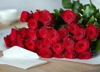 25 роз на 25 лет брака