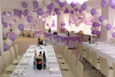 Как можно украсить свадьбу воздушными шарами?