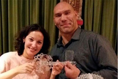 Николай Валуев с супругой отмечают Хрустальную свадьбу